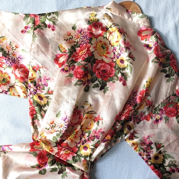 Satin Floral Pink Robe with Tie, OS, Small Medium Large, - Picture 2 of 9